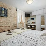 Villa In With Swimming Pool
